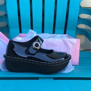 Reserved for @fgcxoxokids Mary Jane style shoes